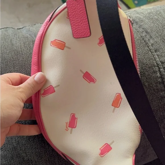 Coach popsicle Pink and white belt bag/ fanny pack - Picture 4 of 11